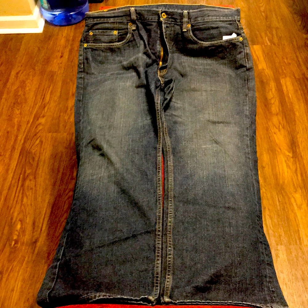 Levi’s jeans 38W 30L